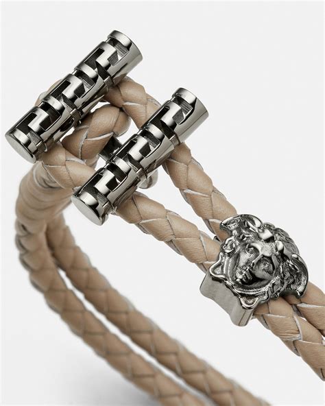 14 karaat versace medusa armband|Versace braided leather strap.